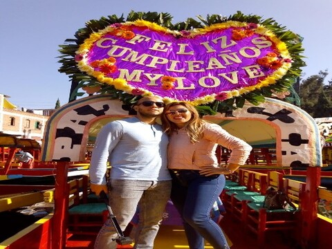 Xochimilco trajinera