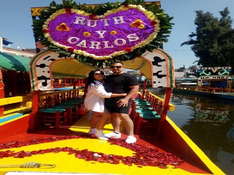 Xochimilco trajinera